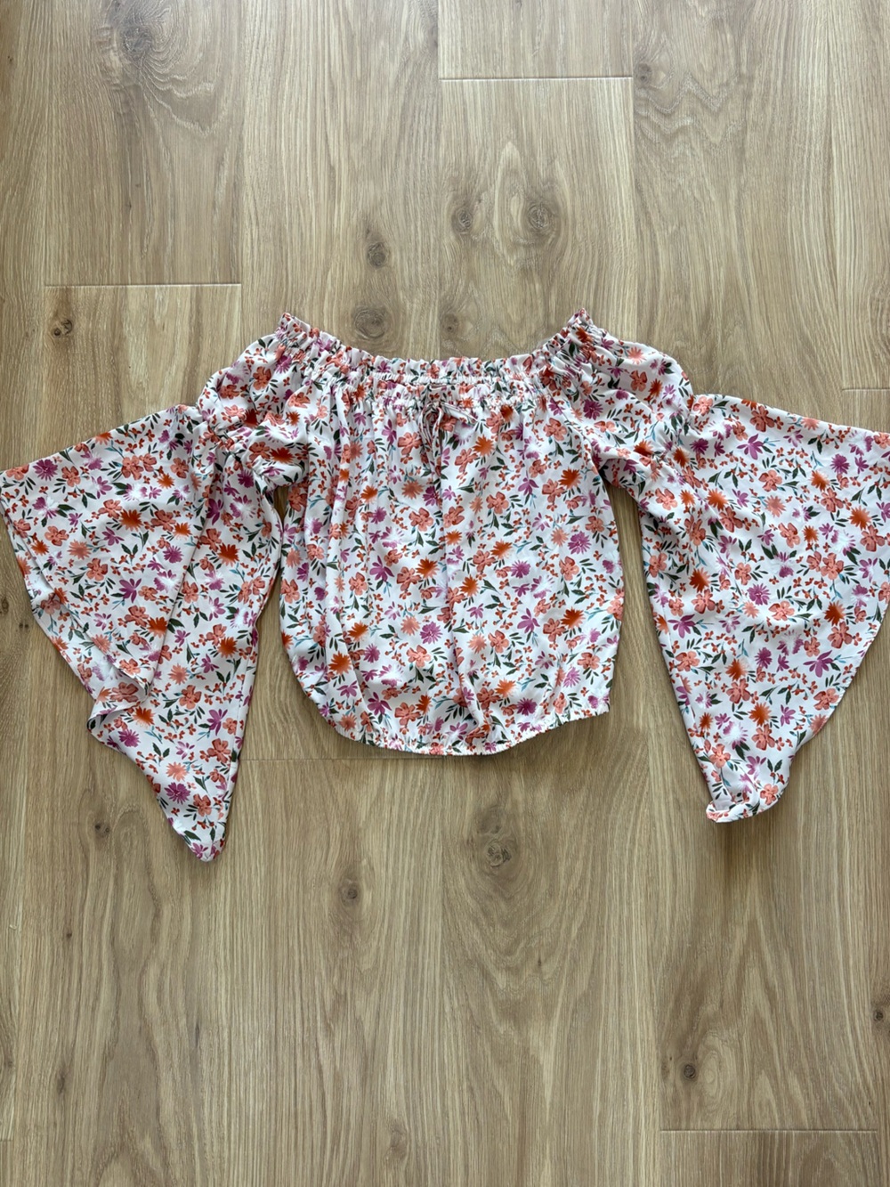 Bloomfield Floral Off Shoulder Crop Top – Bell Sleeve Boho Blouse